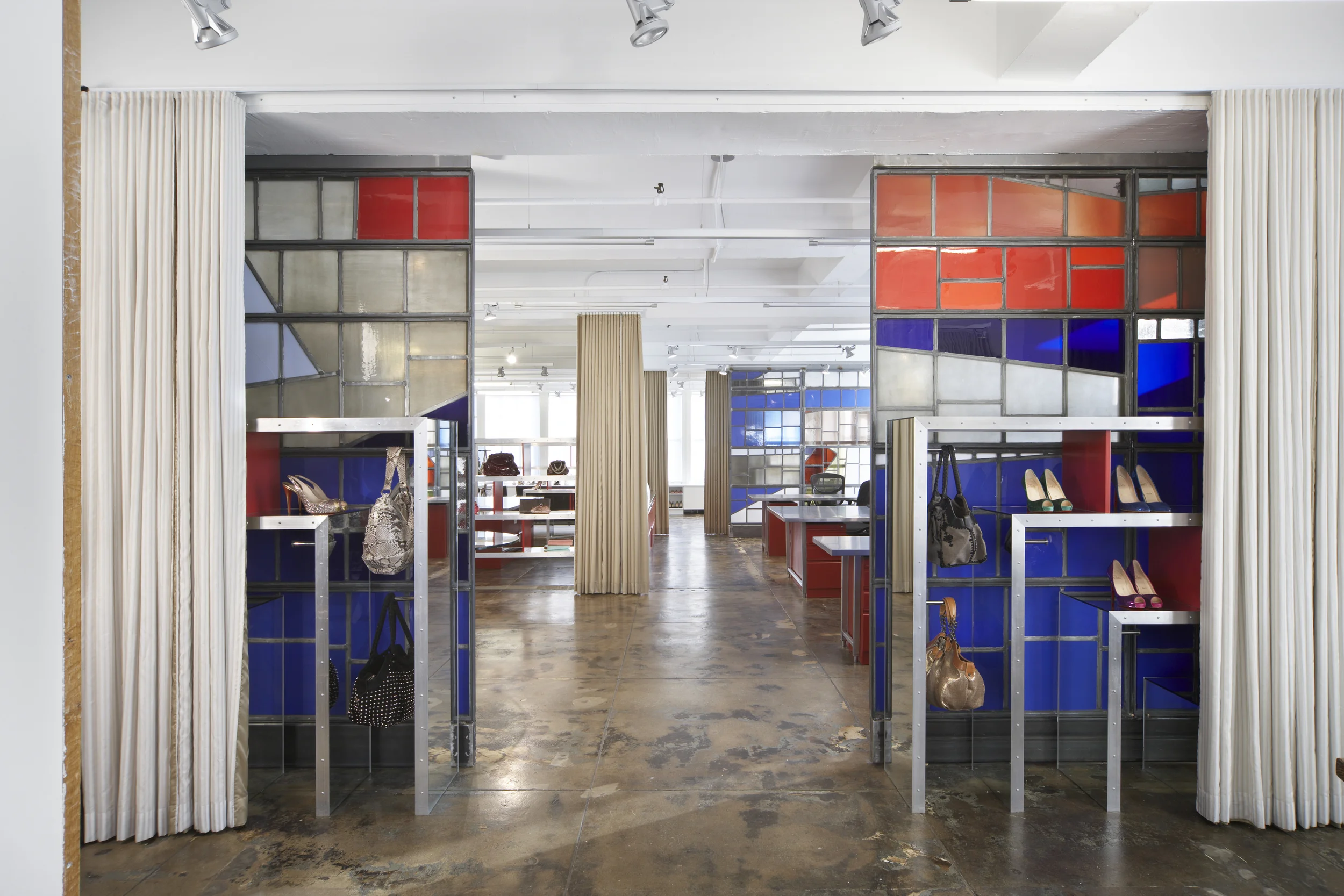 CL 38th Street Showroom 212box